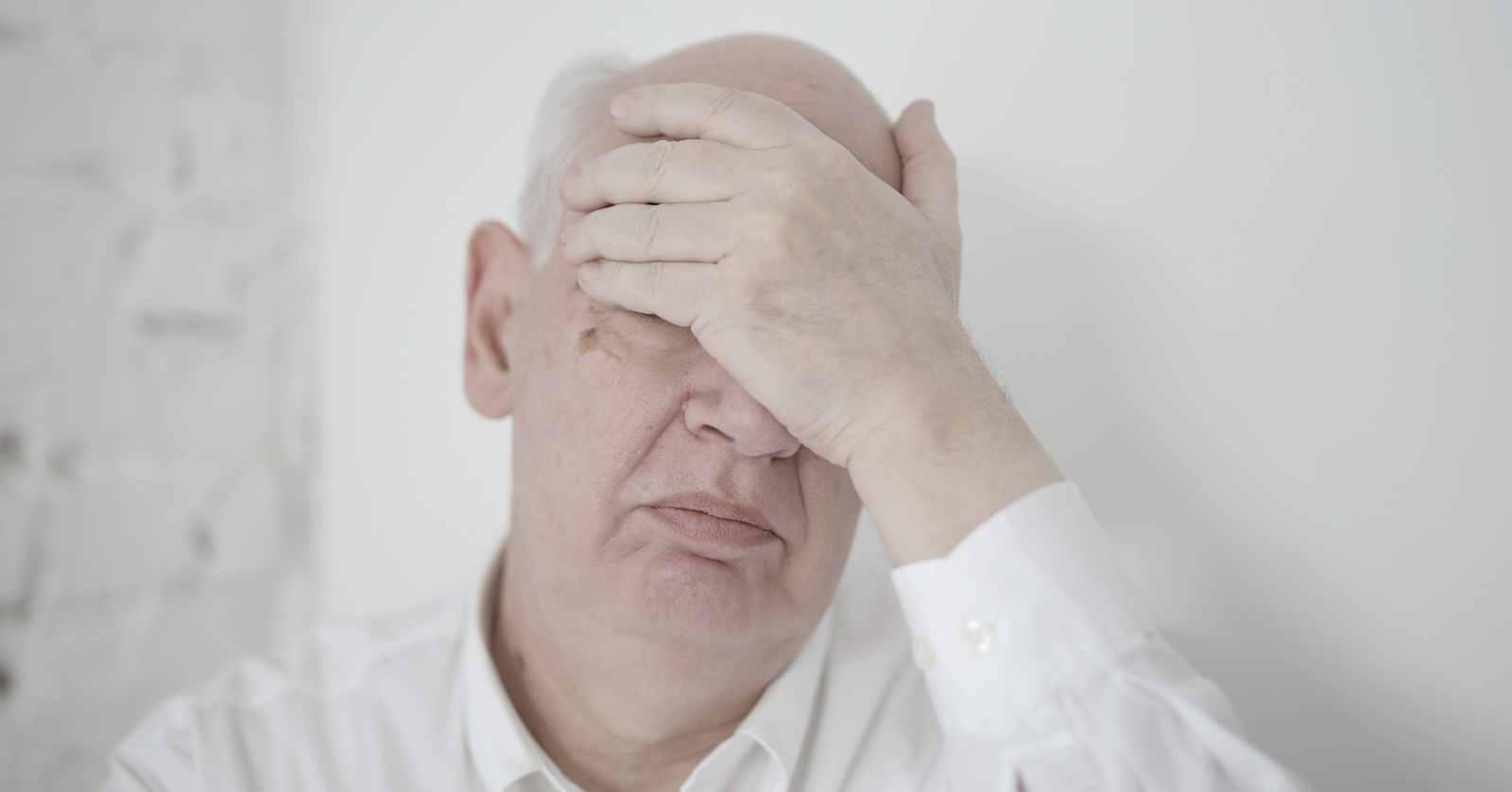 How You Can Help Socially Isolated Seniors Amid COVID-19